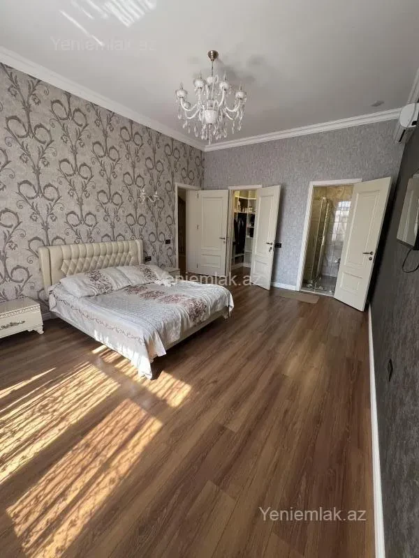Satılır 7 otaqlı həyət evi 500 m²