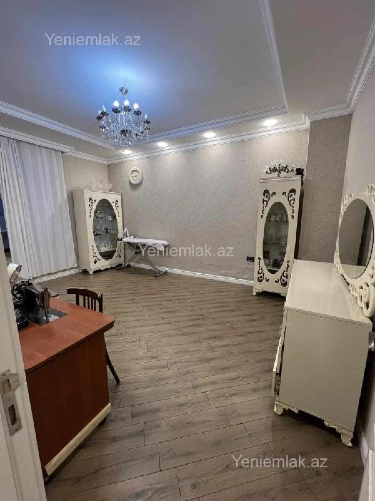 Satılır 7 otaqlı həyət evi 500 m²