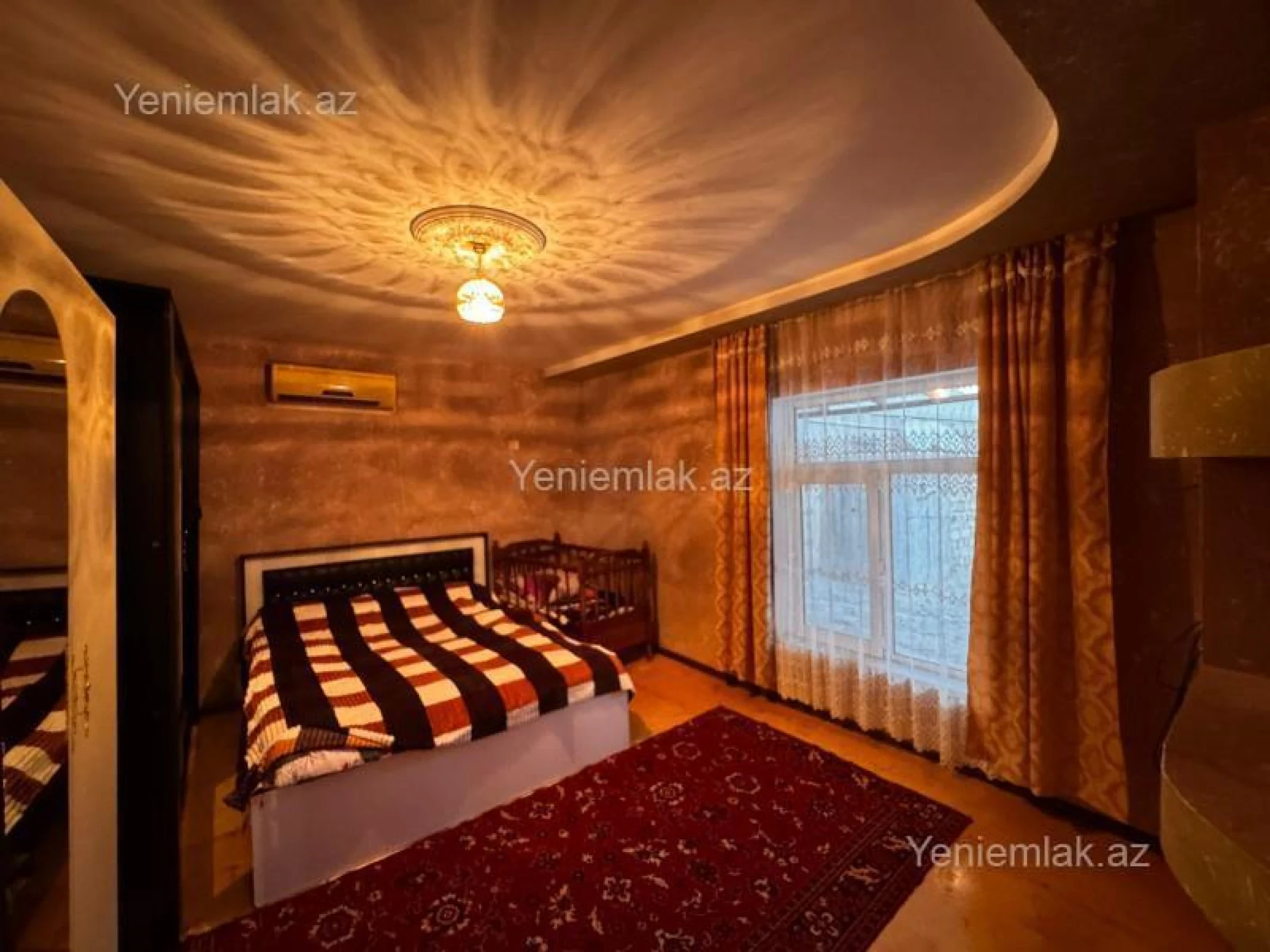 Satılır 4 otaqlı həyət evi 100 m²