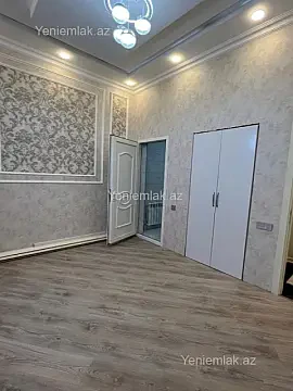 Satılır 5 otaqlı həyət evi 250 m²