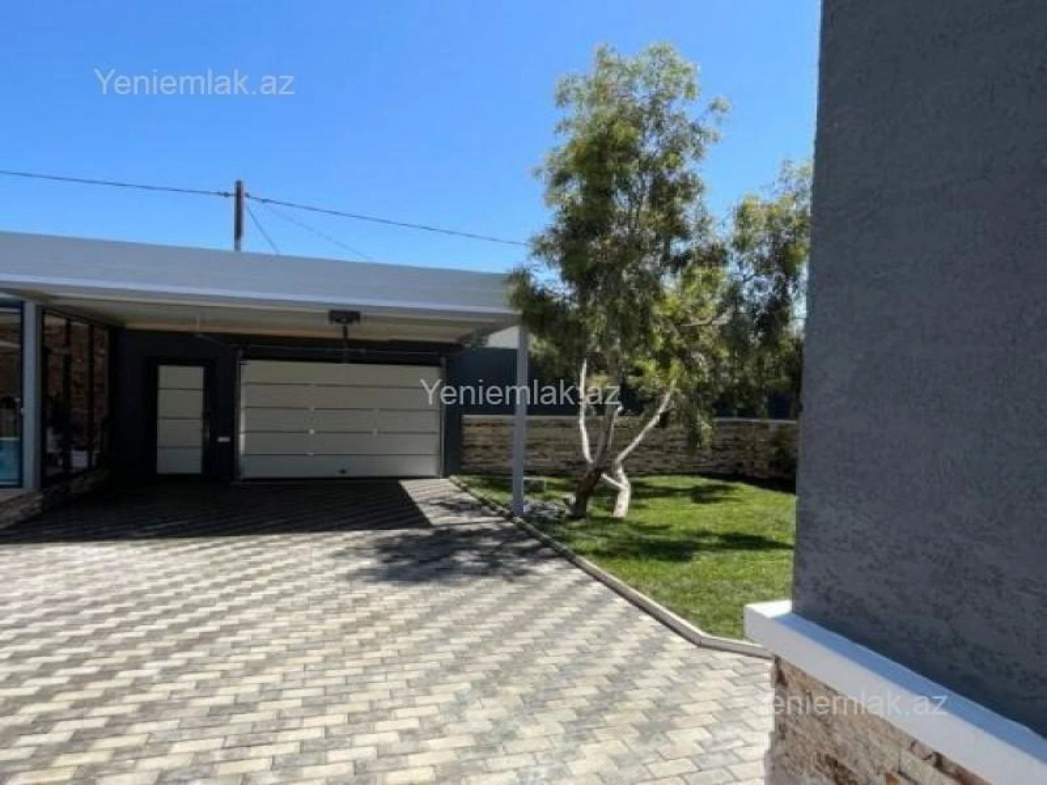 Satılır 5 otaqlı həyət evi 250 m²