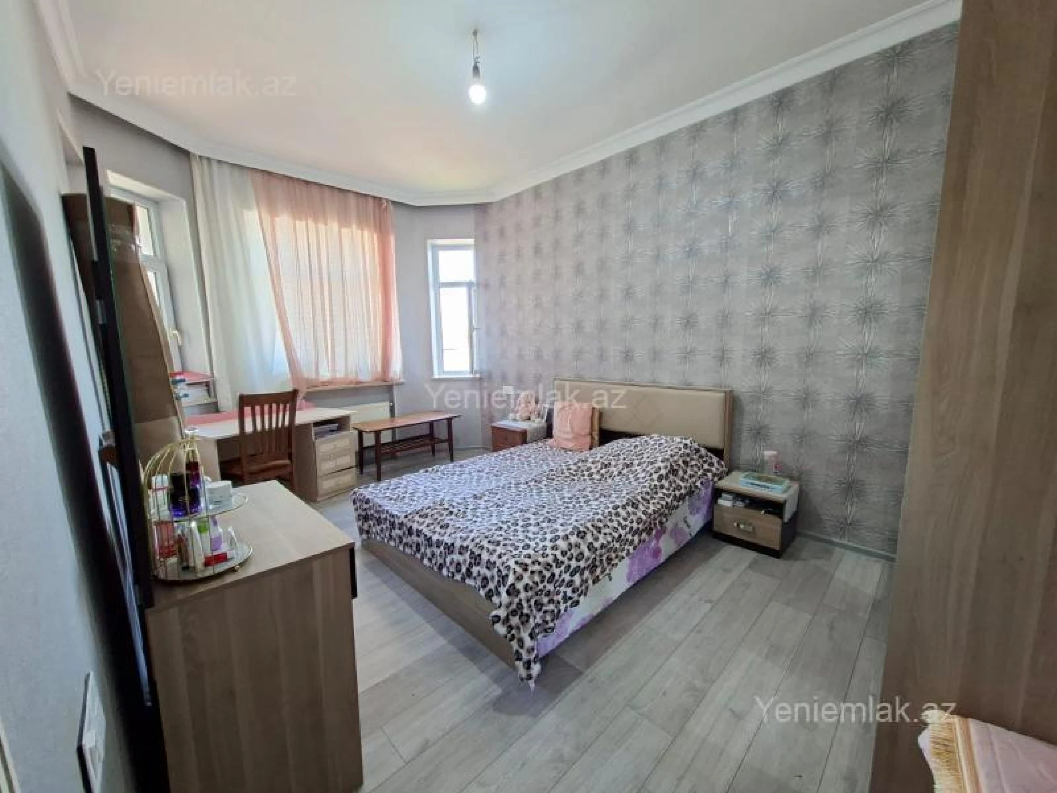 Satılır 5 otaqlı həyət evi 150 m²
