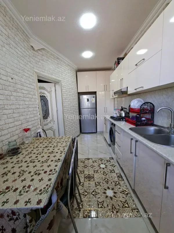 Satılır 5 otaqlı həyət evi 150 m²