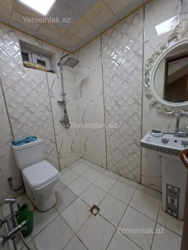 Satılır 5 otaqlı həyət evi 150 m²