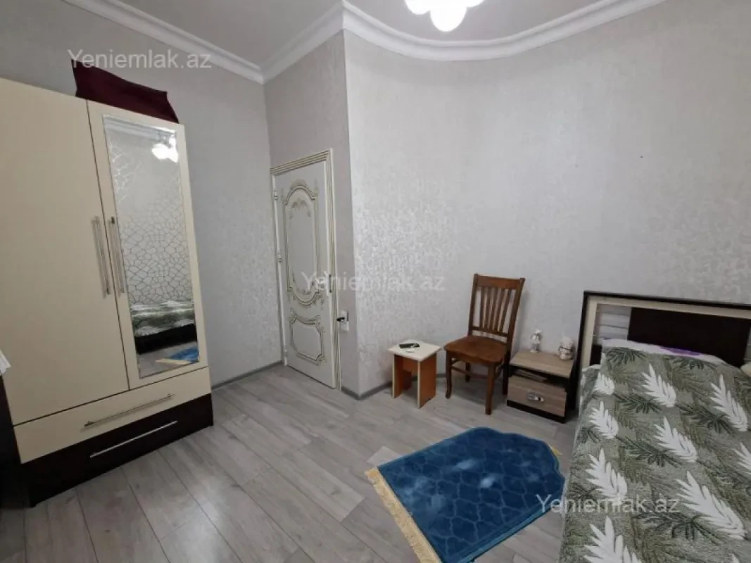 Satılır 5 otaqlı həyət evi 150 m²