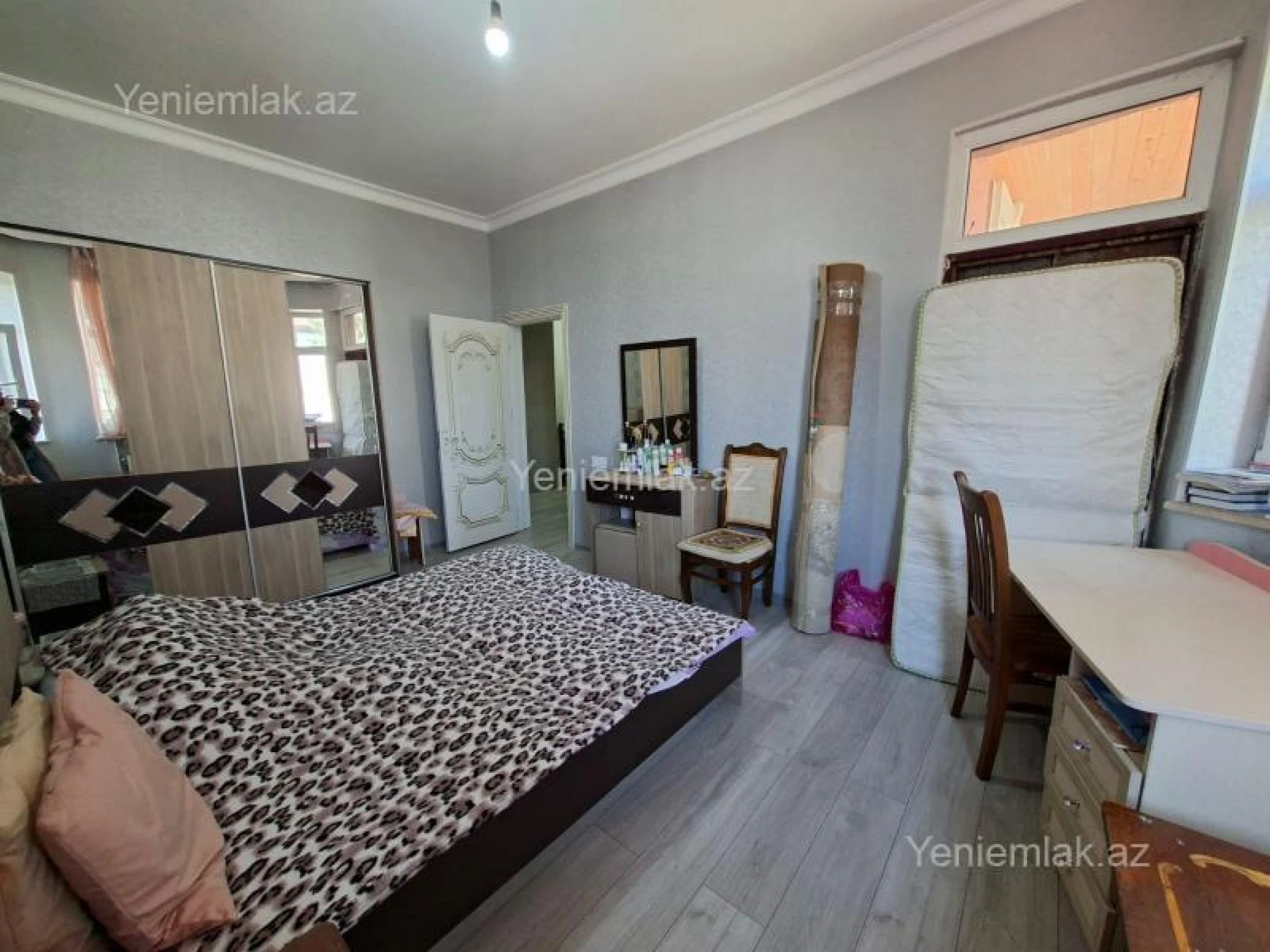 Satılır 5 otaqlı həyət evi 150 m²