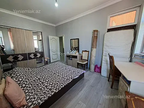 Satılır 5 otaqlı həyət evi 150 m²