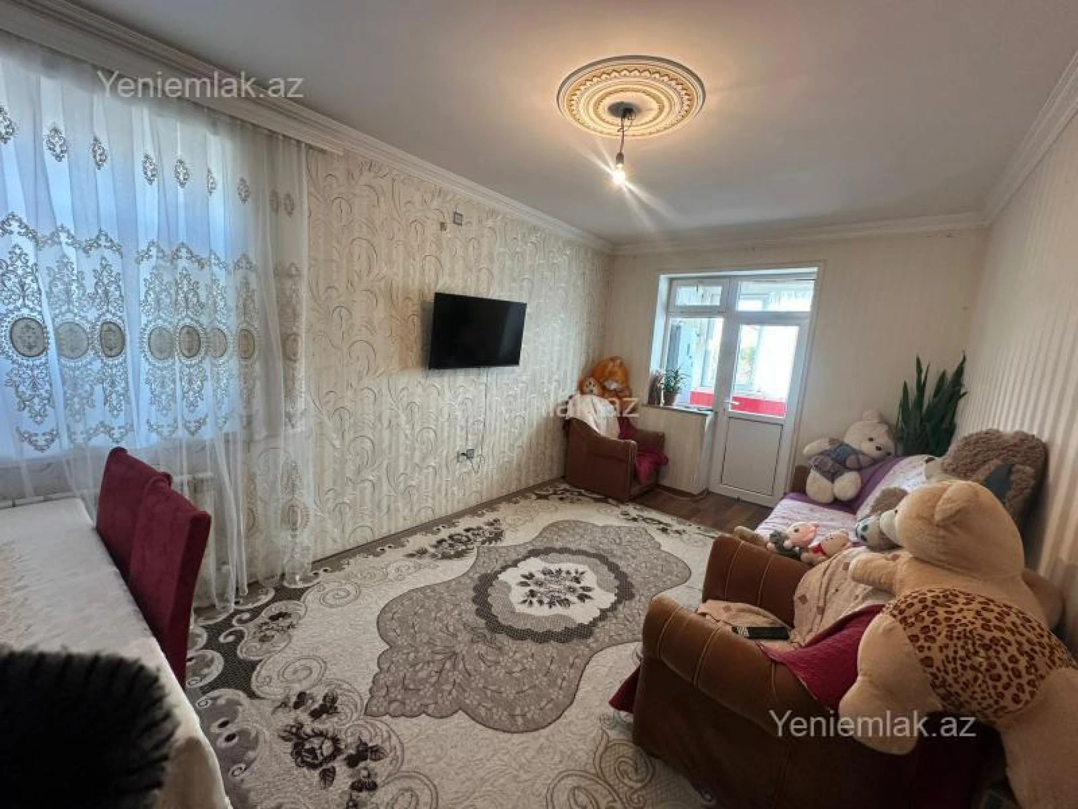 Satılır 3 otaqlı köhnə tikili 60 m²