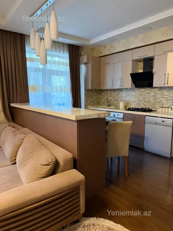 Satılır 3 otaqlı yeni tikili 90 m²