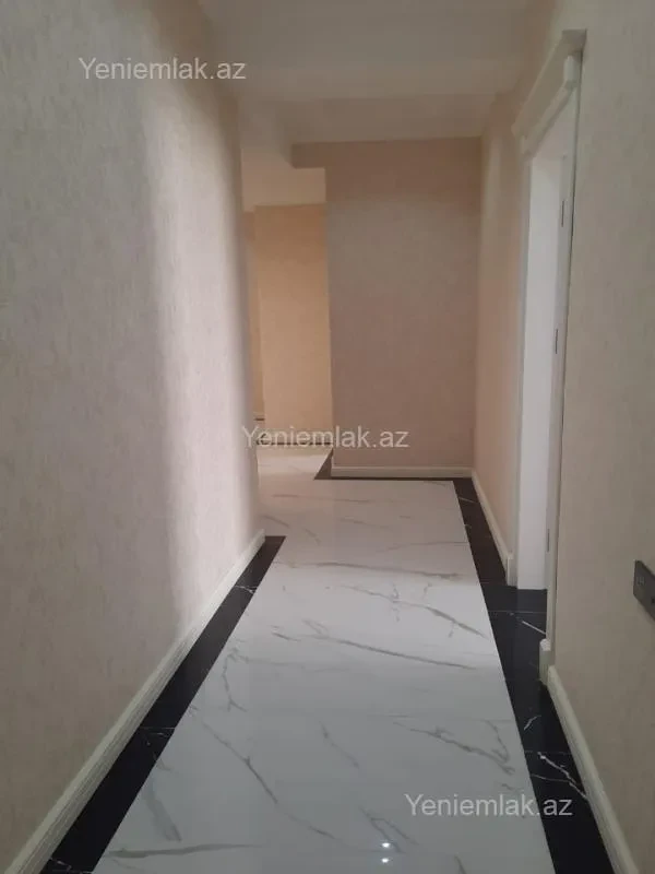 Satılır 4 otaqlı yeni tikili 110 m²