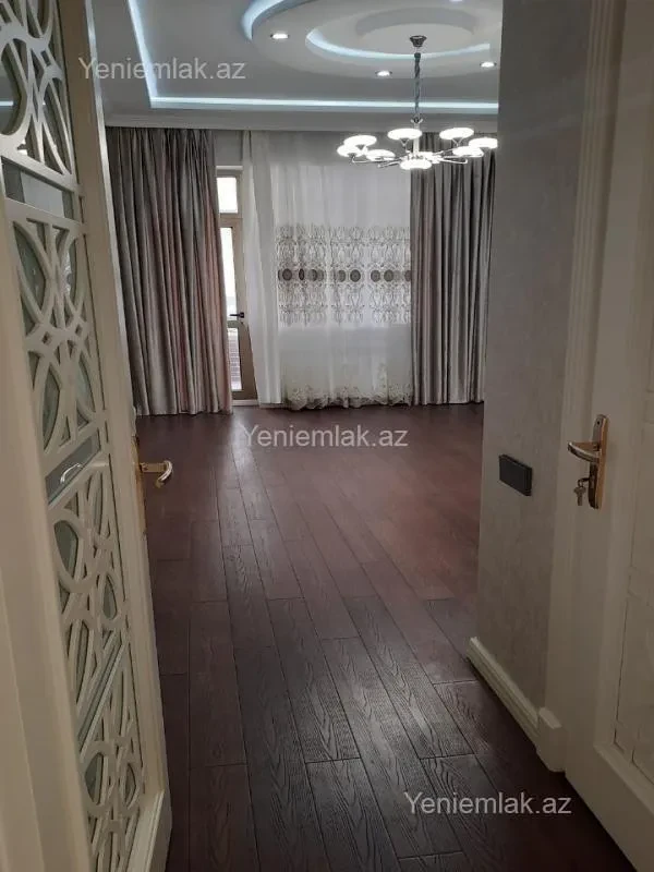 Satılır 4 otaqlı yeni tikili 110 m²