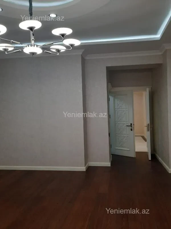 Satılır 4 otaqlı yeni tikili 110 m²
