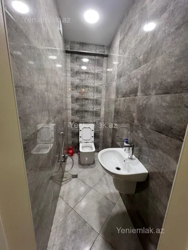 Satılır 4 otaqlı yeni tikili 110 m²
