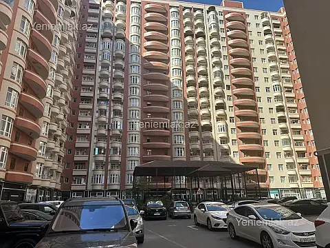 Satılır 4 otaqlı yeni tikili 110 m²