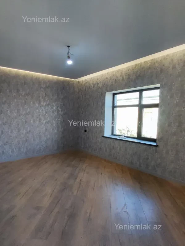 Satılır 4 otaqlı həyət evi 200 m²