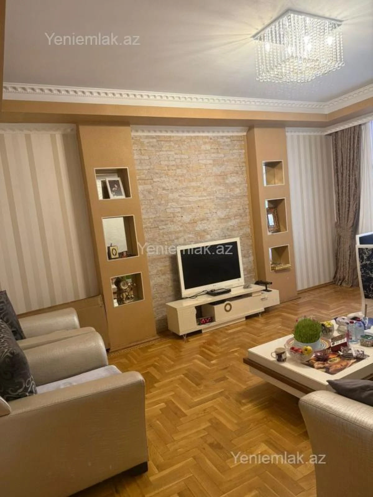 Satılır 3 otaqlı yeni tikili 128 m²