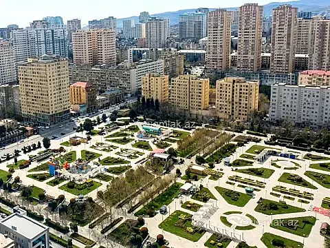 Satılır 3 otaqlı yeni tikili 137 m²