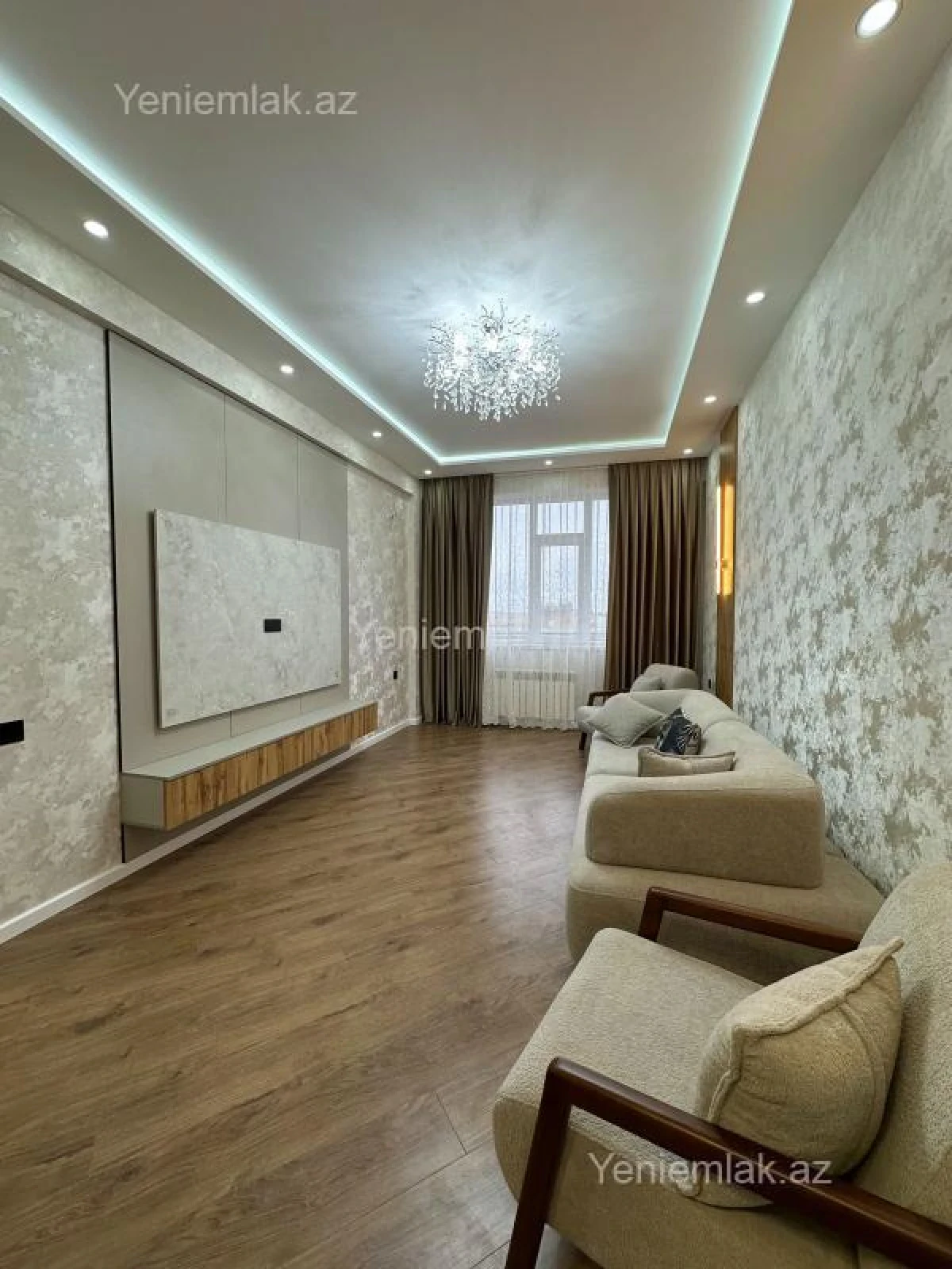 Satılır 3 otaqlı yeni tikili 80 m²