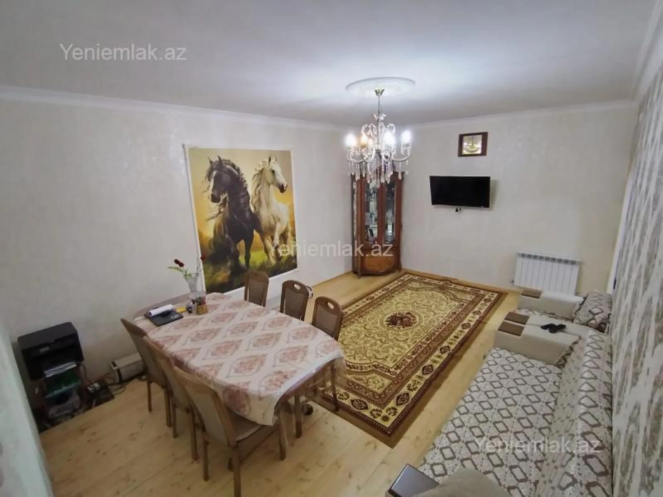 Satılır 6 otaqlı həyət evi 180 m²