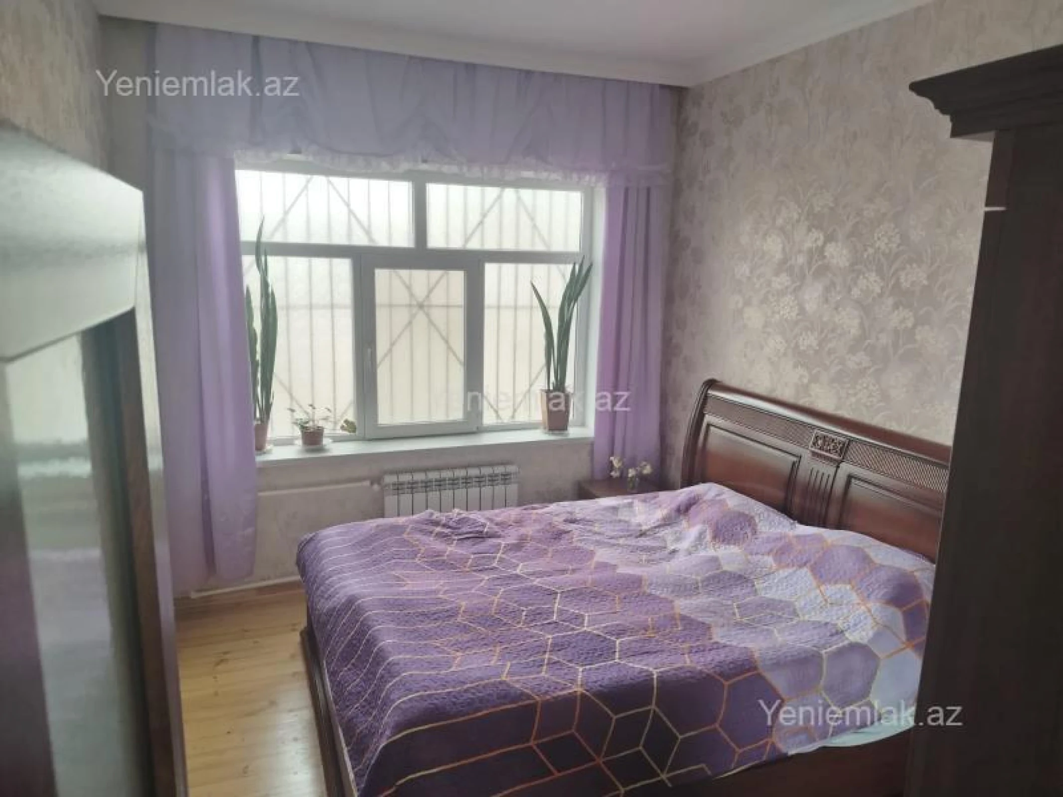 Satılır 6 otaqlı həyət evi 180 m²