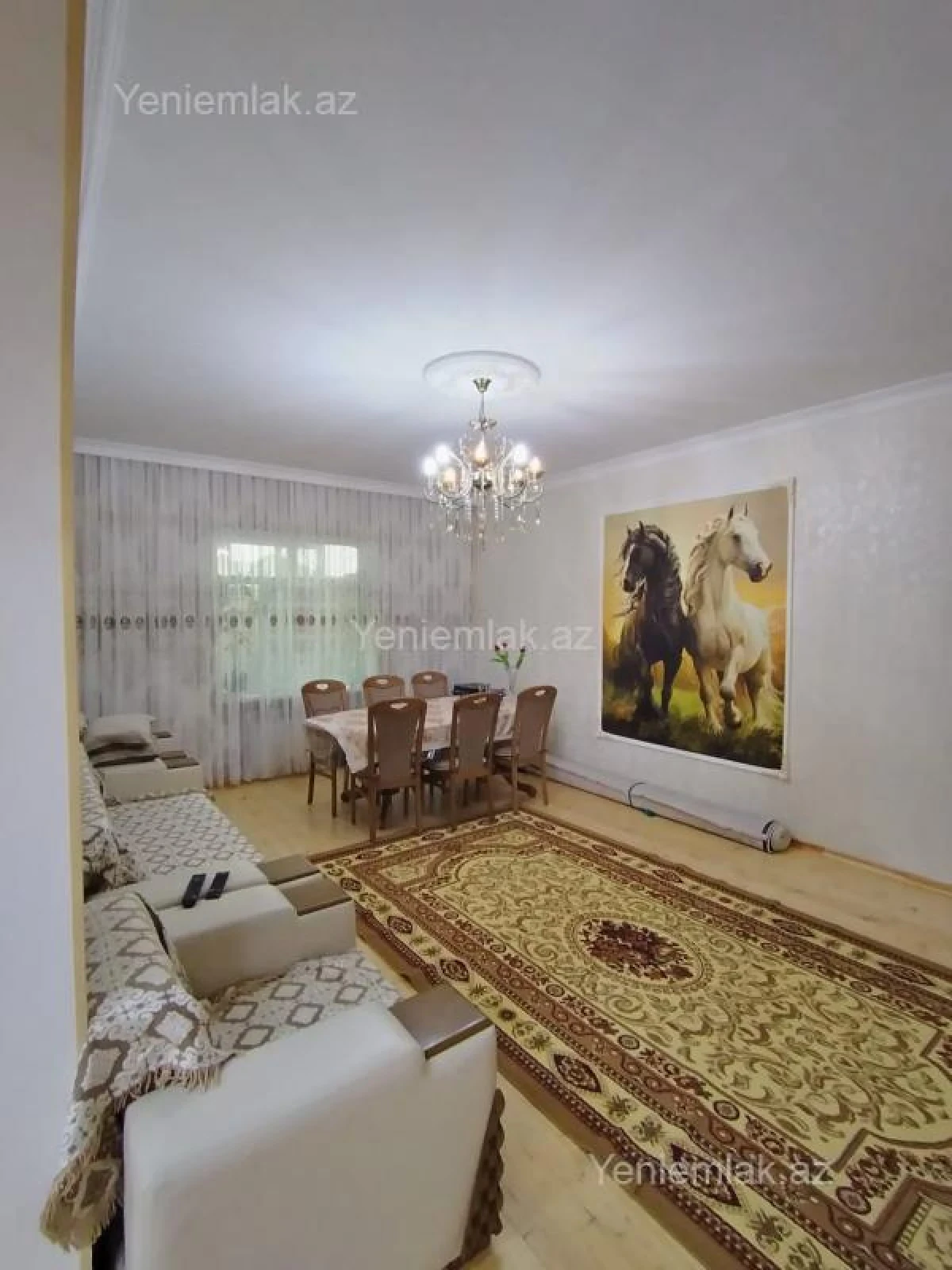 Satılır 6 otaqlı həyət evi 180 m²