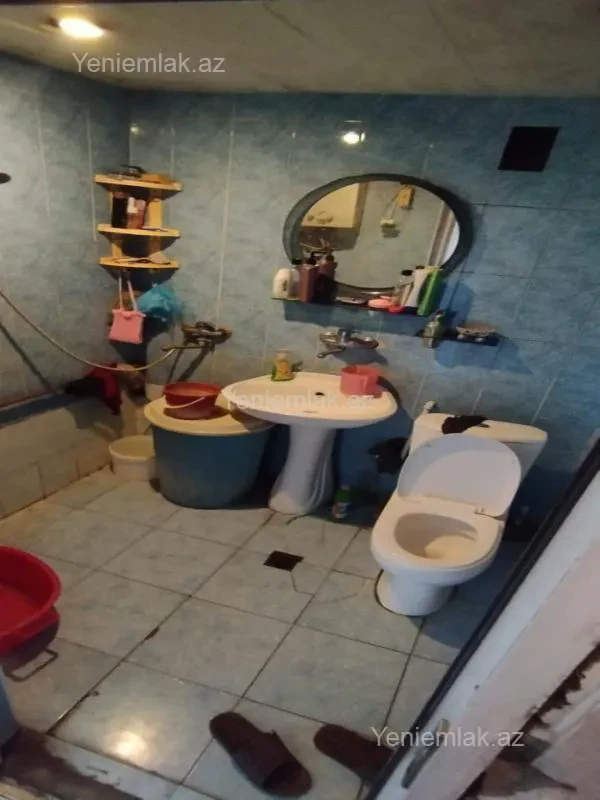 Satılır 3 otaqlı köhnə tikili 65 m²