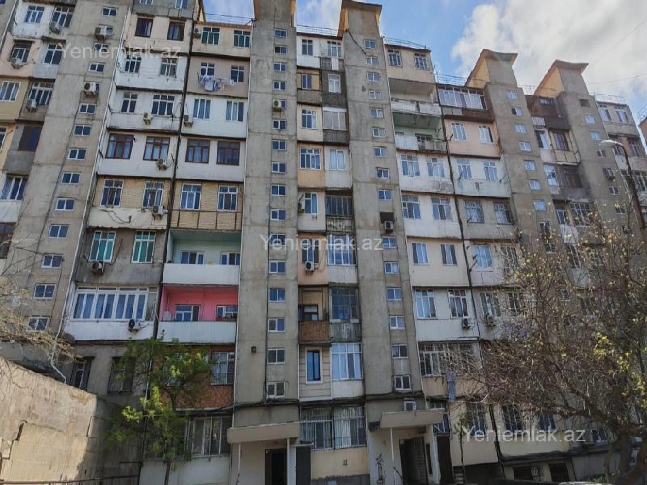 Satılır 3 otaqlı köhnə tikili 80 m²