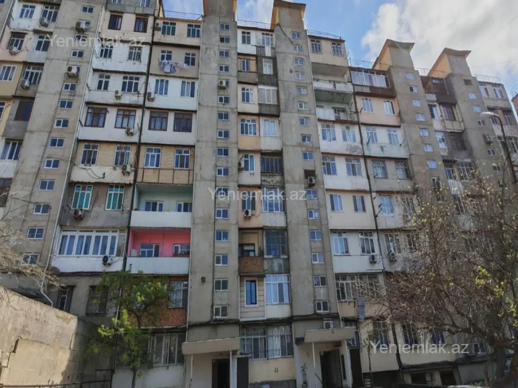 Satılır 3 otaqlı köhnə tikili 80 m²