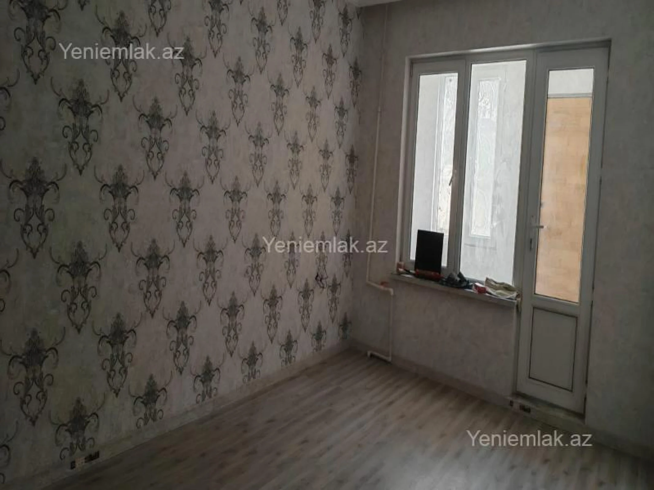 Satılır 3 otaqlı köhnə tikili 80 m²