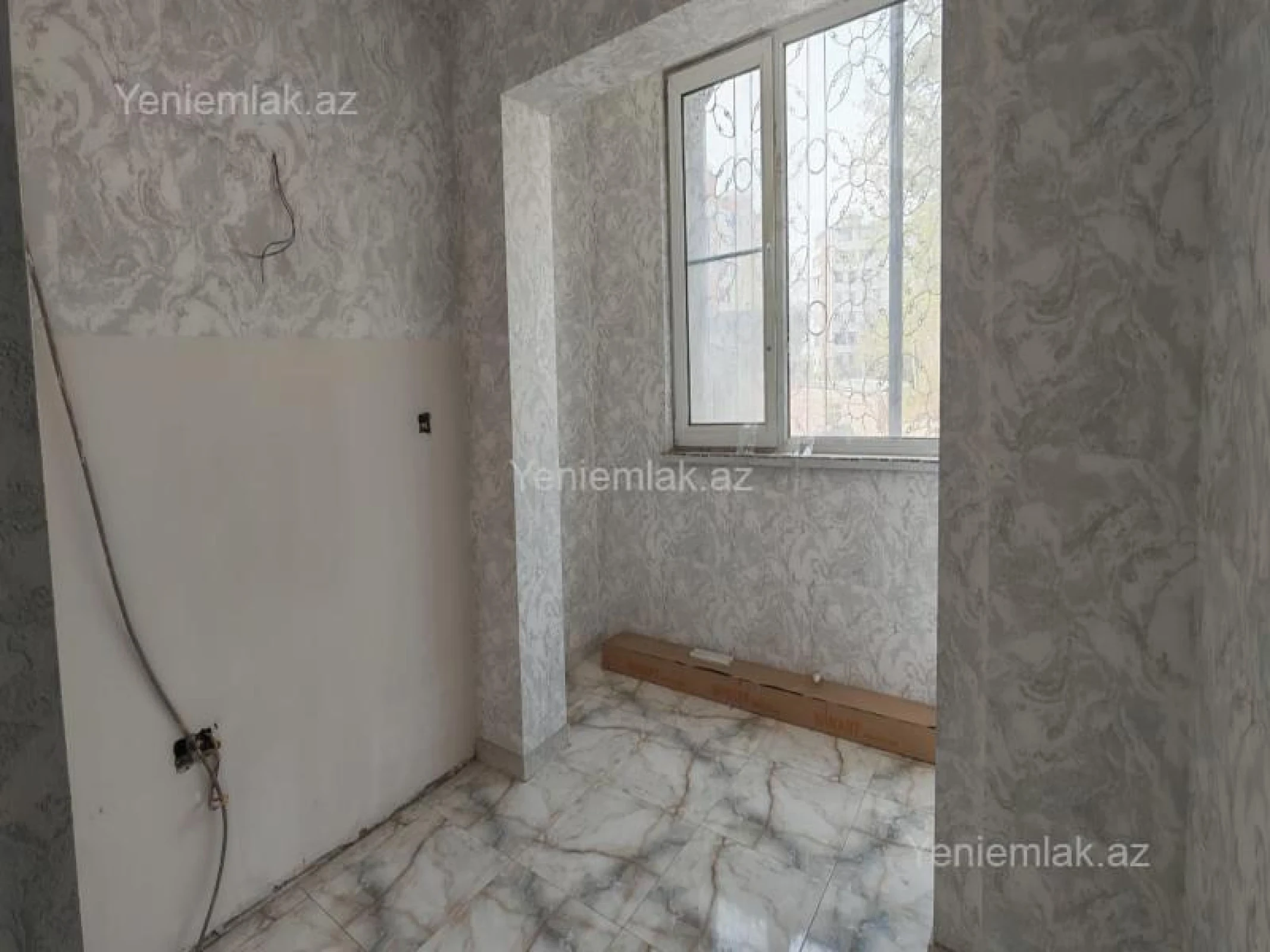 Satılır 3 otaqlı köhnə tikili 80 m²