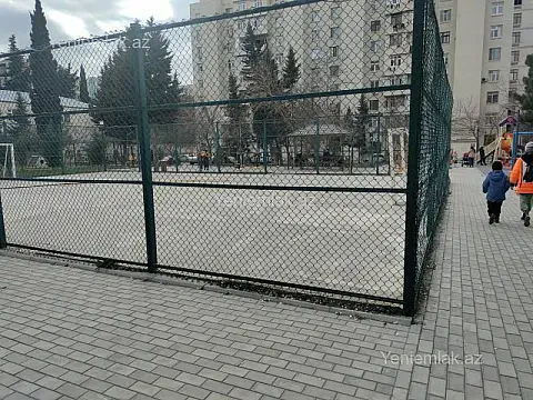 Satılır 3 otaqlı köhnə tikili 80 m²