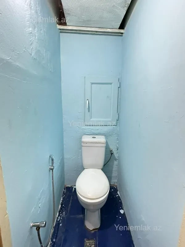 Satılır 4 otaqlı köhnə tikili 80 m²