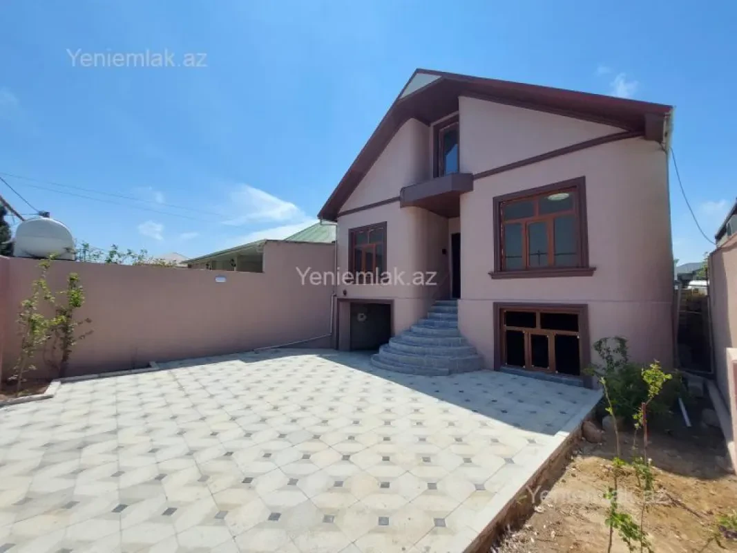 Satılır 4 otaqlı həyət evi 110 m²