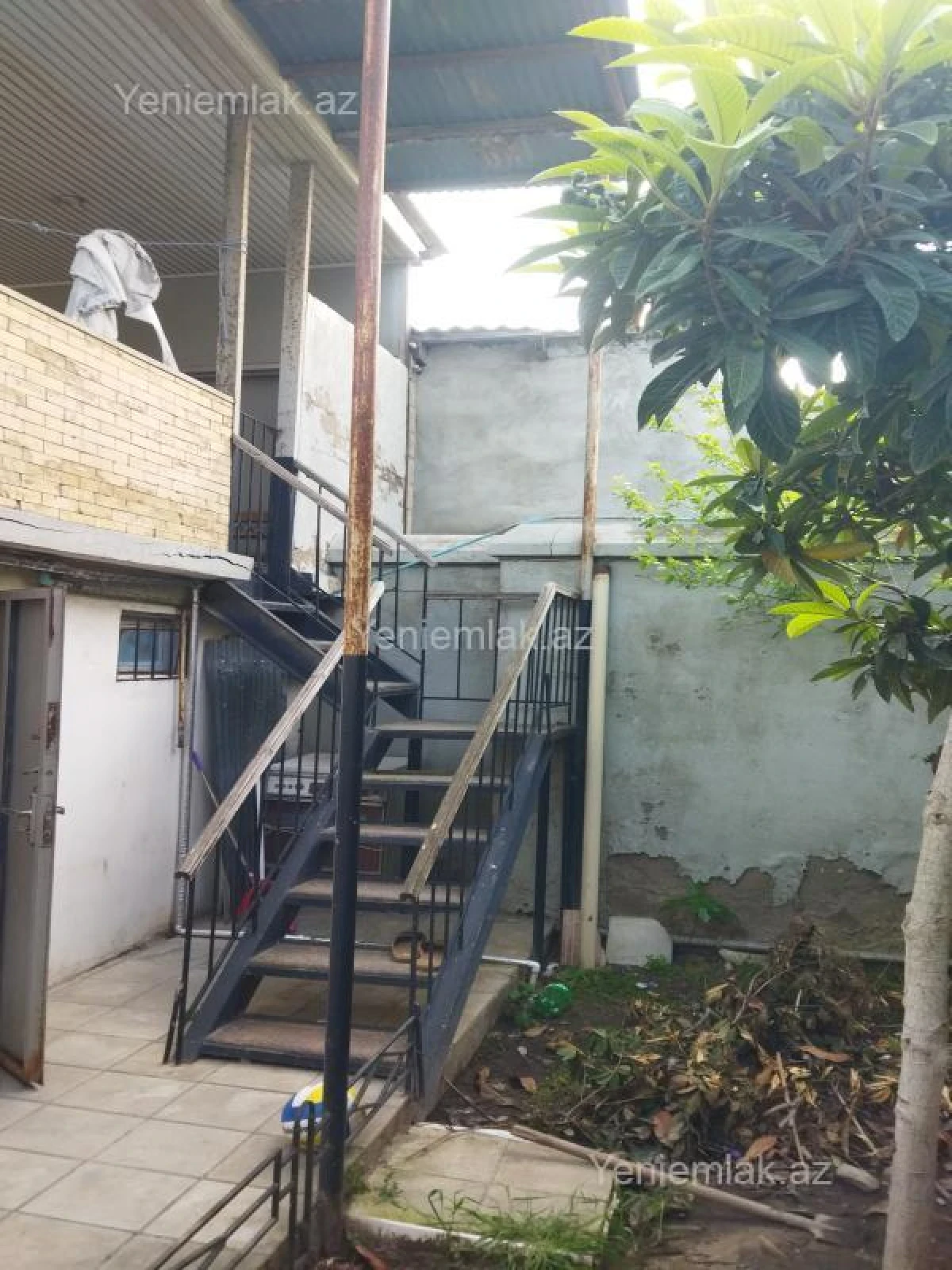 Satılır 2 otaqlı həyət evi 60 m²