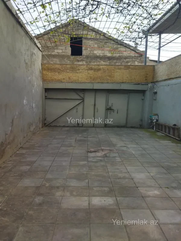 Satılır 2 otaqlı həyət evi 60 m²
