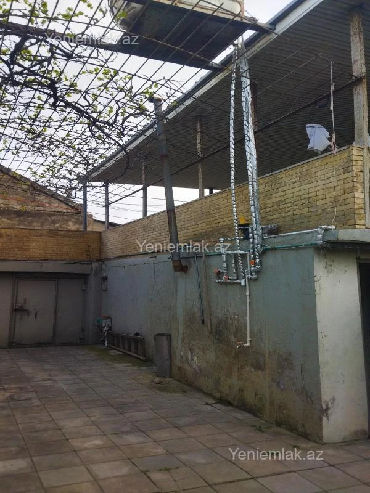 Satılır 2 otaqlı həyət evi 60 m²