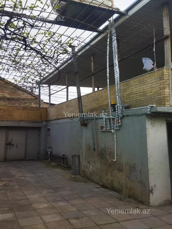 Satılır 2 otaqlı həyət evi 60 m²