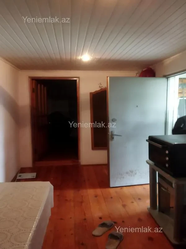 Satılır 2 otaqlı həyət evi 60 m²