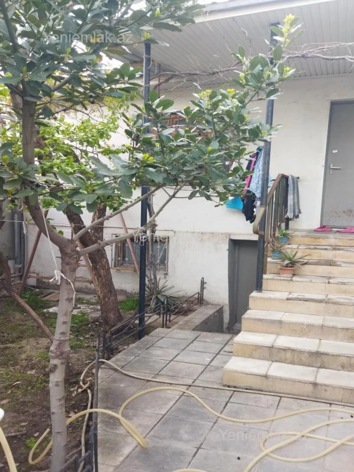 Satılır 2 otaqlı həyət evi 60 m²