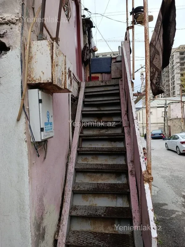Satılır 2 otaqlı həyət evi 30 m²