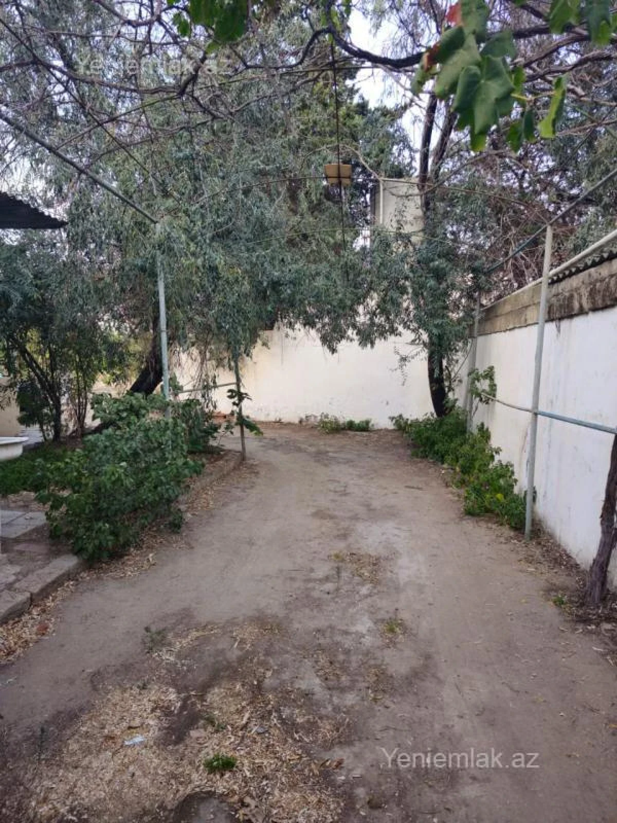 Satılır 4 otaqlı həyət evi 160 m²