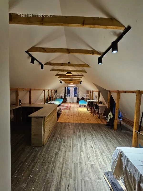 Satılır 4 otaqlı həyət evi 160 m²