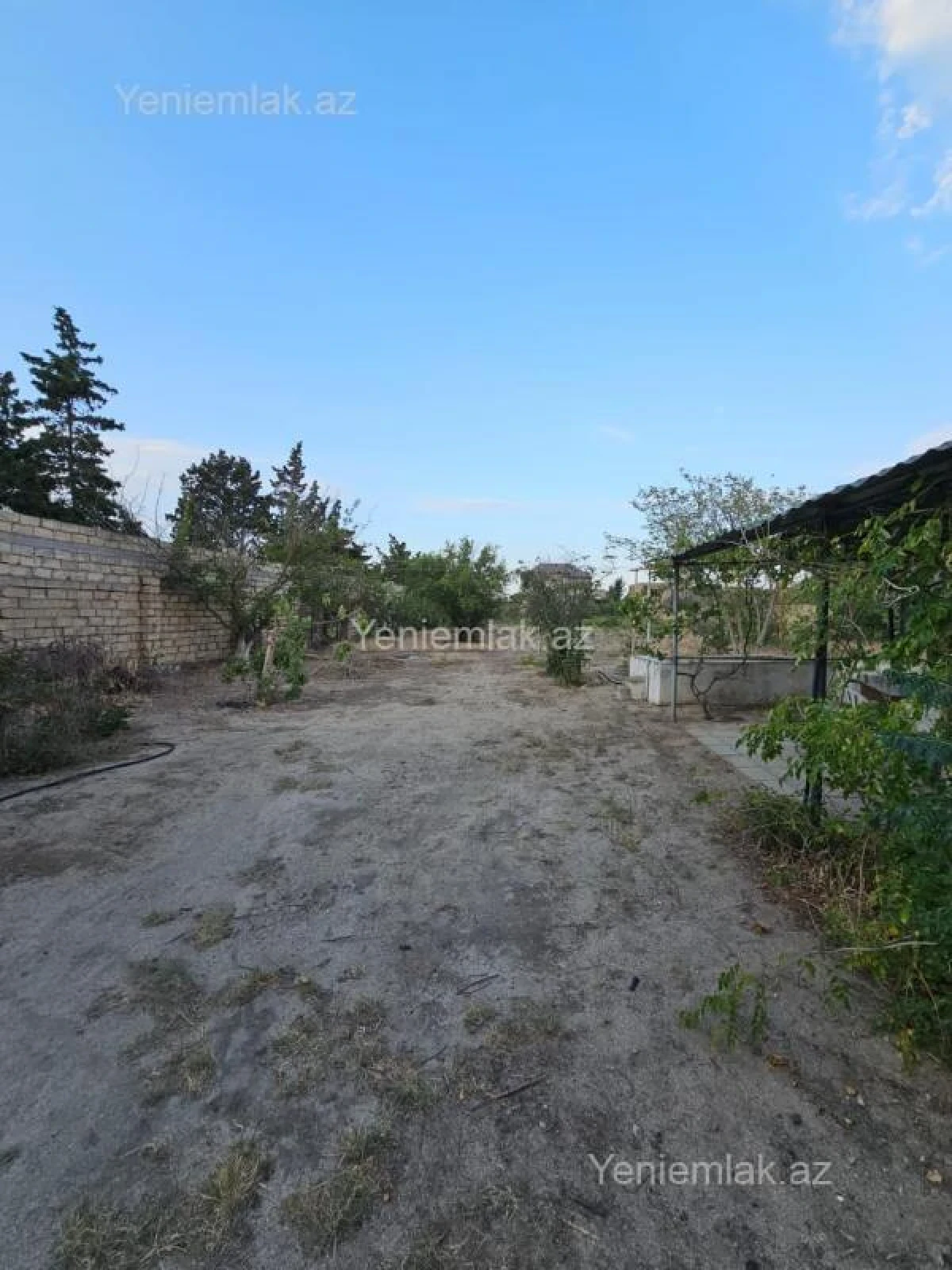 Satılır 4 otaqlı həyət evi 160 m²