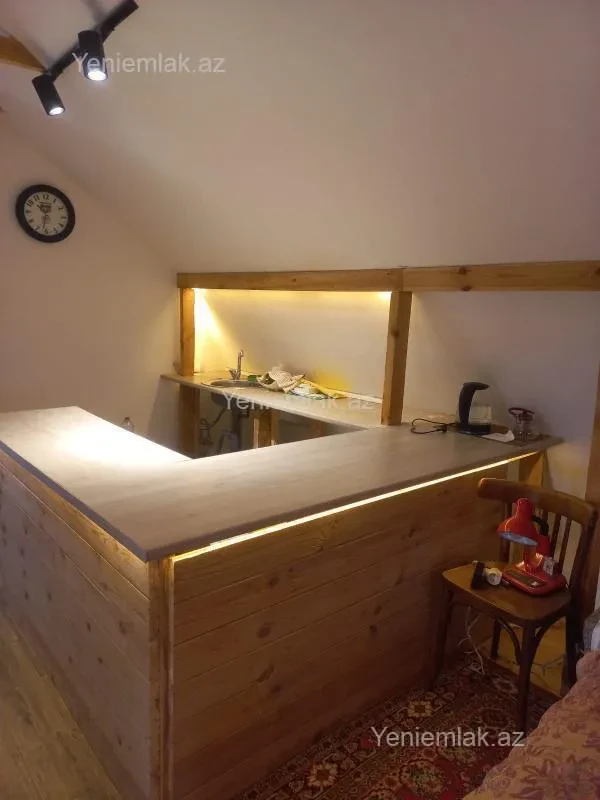 Satılır 4 otaqlı həyət evi 160 m²