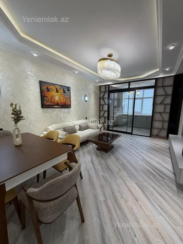 Satılır 3 otaqlı yeni tikili 90 m²