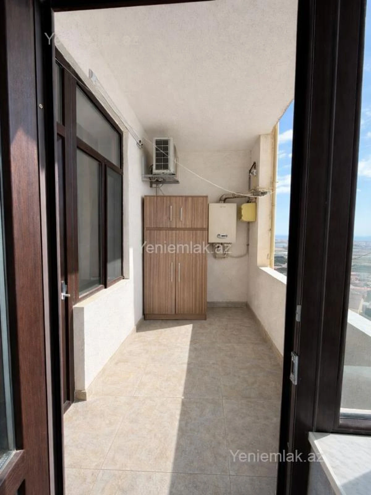 Satılır 2 otaqlı yeni tikili 63 m²