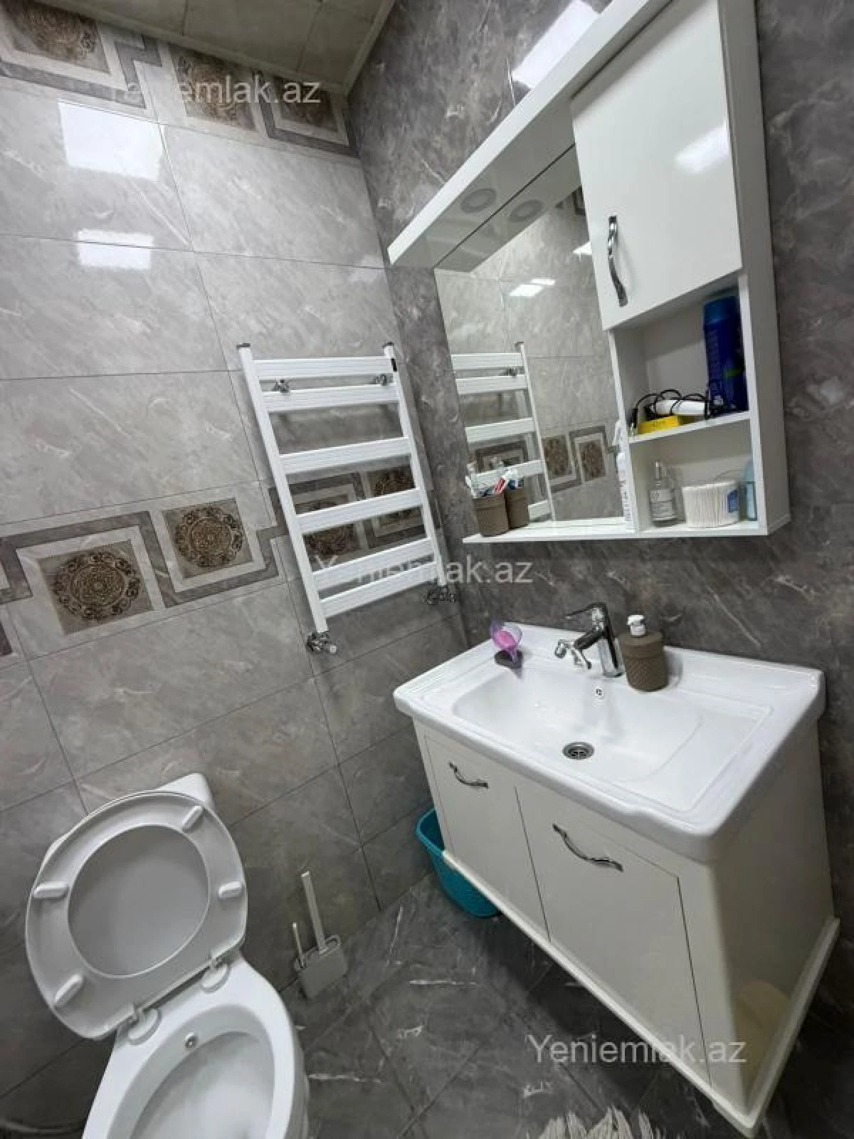 Satılır 2 otaqlı yeni tikili 63 m²