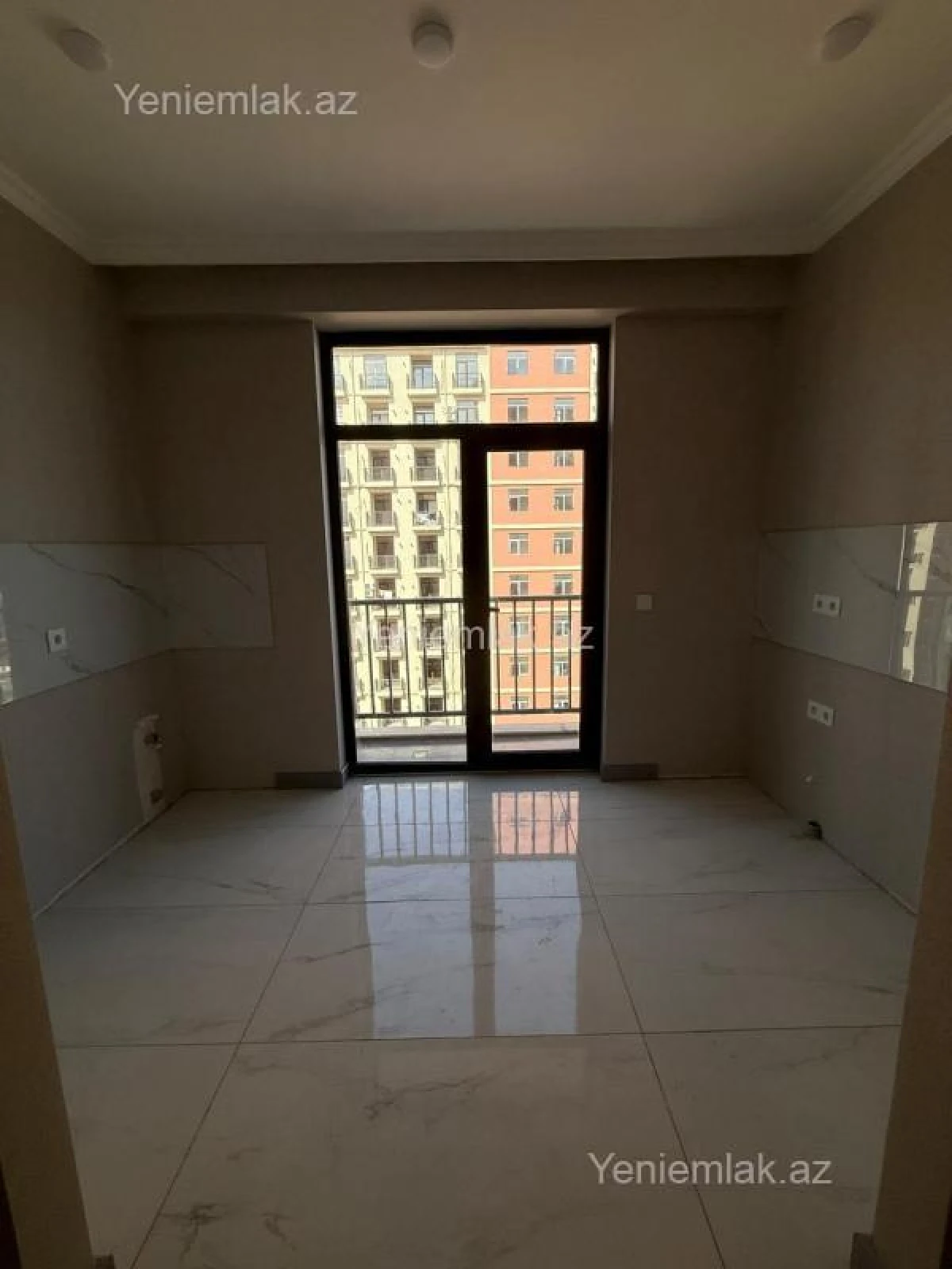 Satılır 2 otaqlı yeni tikili 65 m²