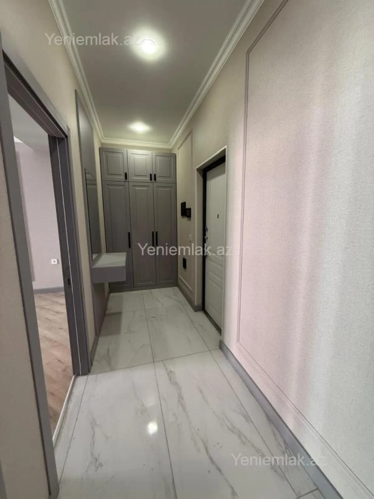 Satılır 2 otaqlı yeni tikili 65 m²