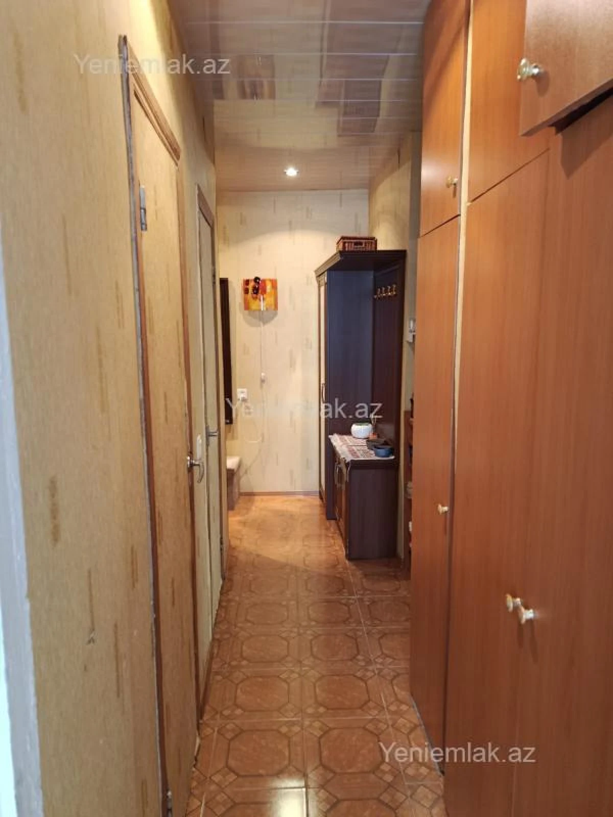 Satılır 1 otaqlı köhnə tikili 47 m²